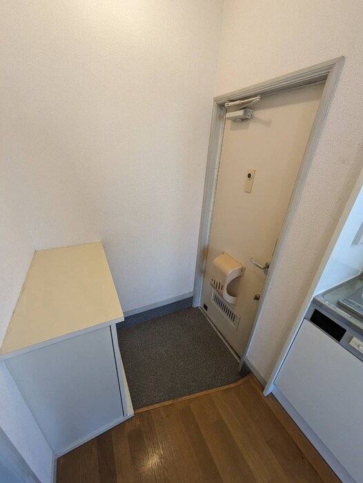 物件内観写真19　(玄関)