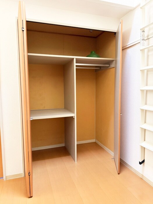 物件内観写真13　(収納)