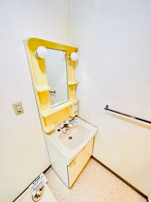 物件内観写真10　(洗面)