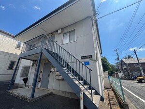 コ－ジ－ハイムＢ外観写真