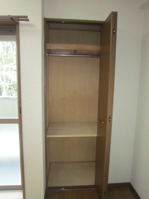 物件内観写真8　(収納)
