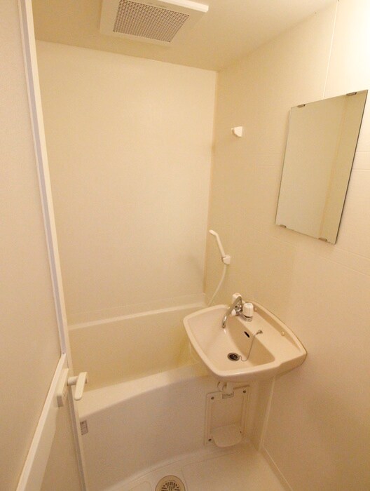 物件内観写真12　(バス／シャワールーム等)