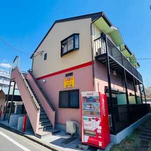プリムロ－ズ外観写真