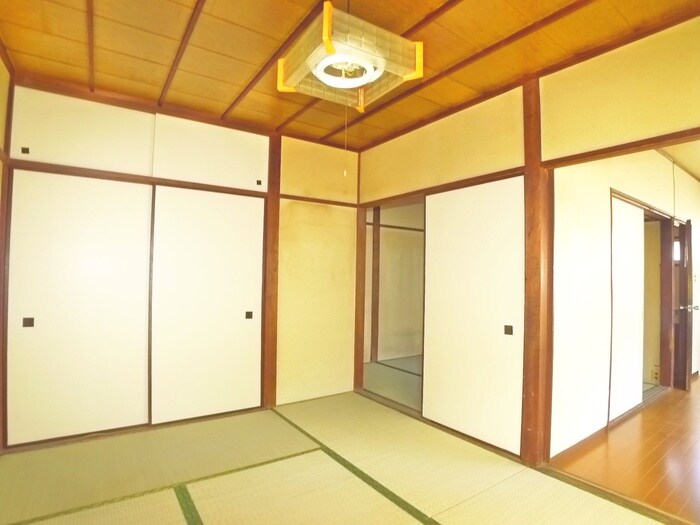 物件内観写真10　(居室)