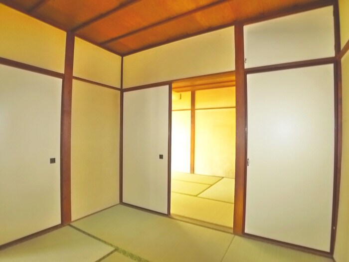 物件内観写真12　(収納)