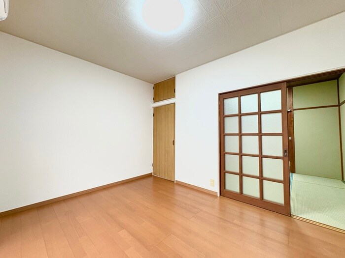 物件内観写真5　(居室)