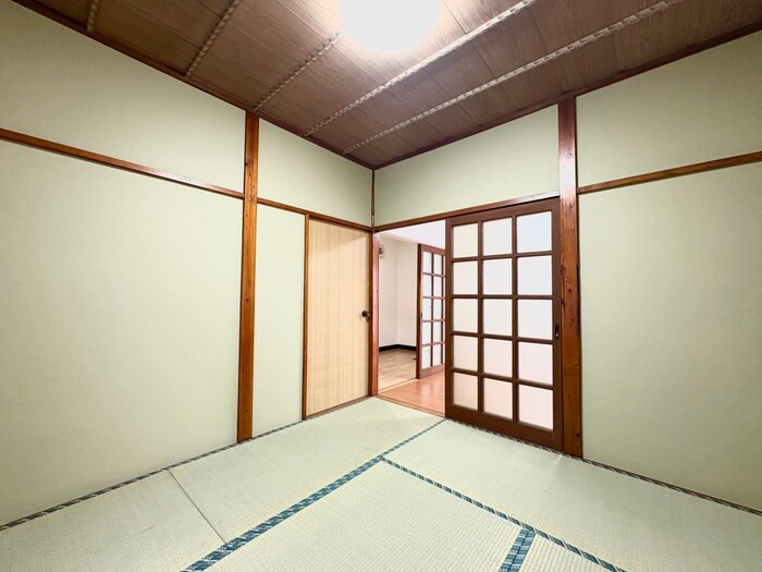 物件内観写真8　(居室)