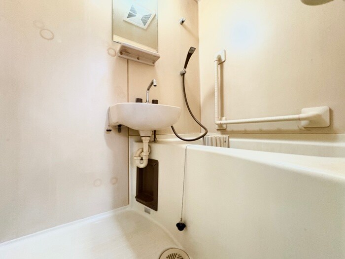 物件内観写真10　(バス／シャワールーム等)