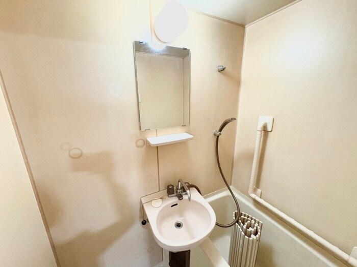 物件内観写真11　(洗面)