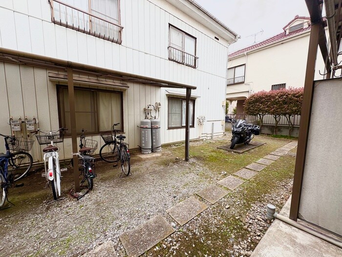 物件内観写真13　(室内からの展望)