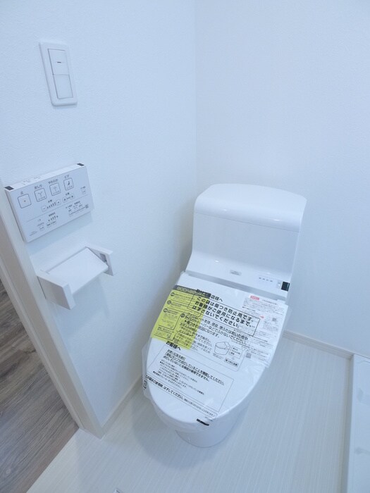 物件内観写真12　(トイレ)