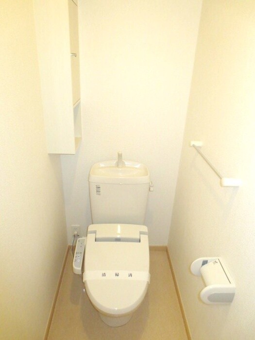 物件内観写真7　(トイレ)