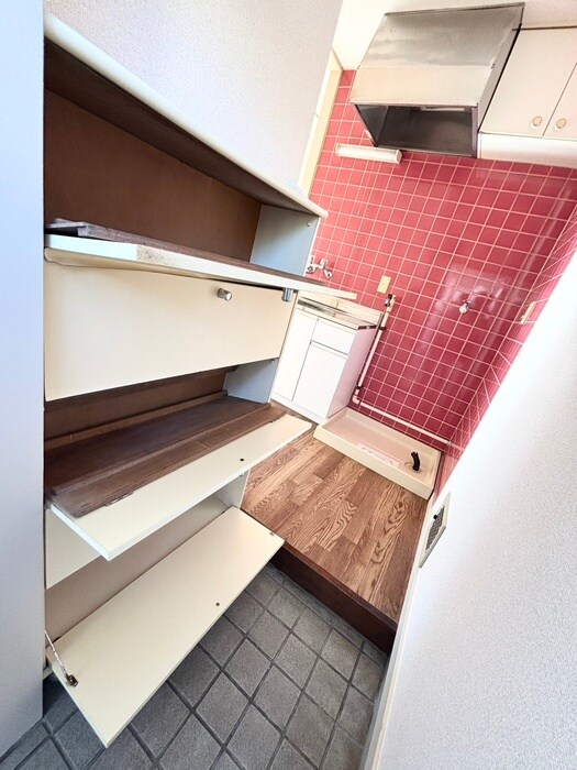 物件内観写真13　(靴箱)