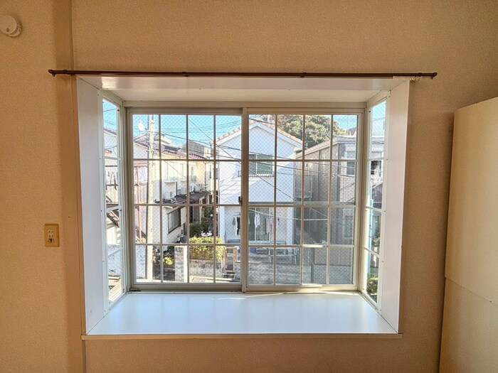 物件内観写真15　(室内からの展望)