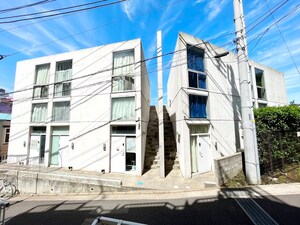 フラット・エー外観写真