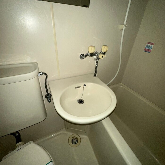 物件内観写真11　(洗面)