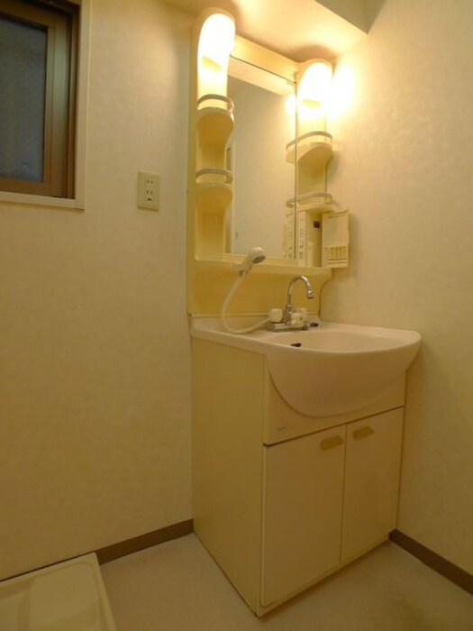 物件内観写真11　(洗面)