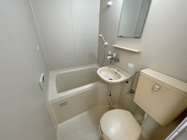 バス／シャワールーム等