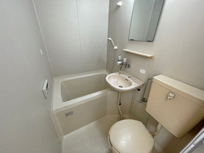 物件内観写真12　(バス／シャワールーム等)