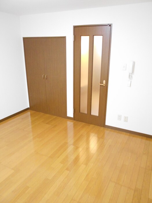 物件内観写真14　(居室)