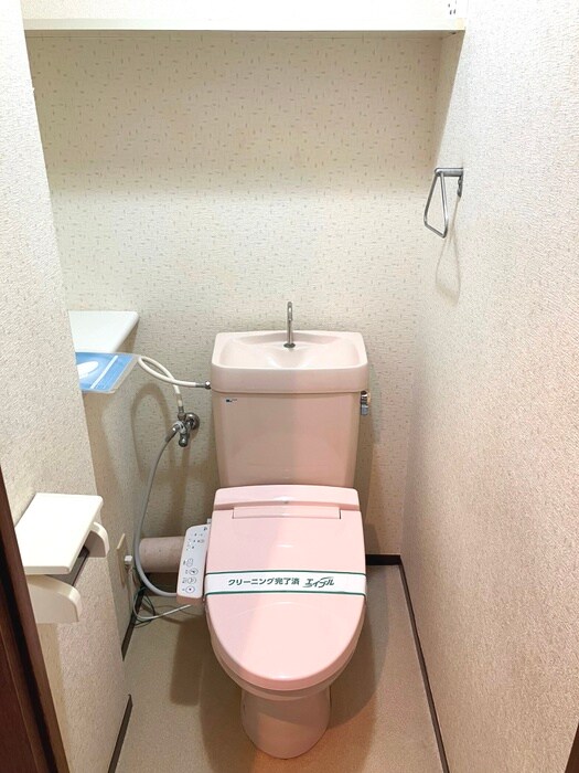 物件内観写真8　(トイレ)