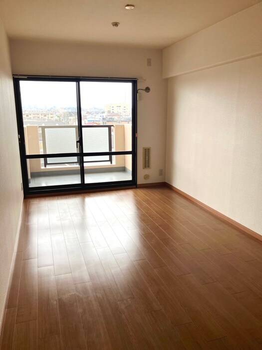 物件内観写真10　(居室)