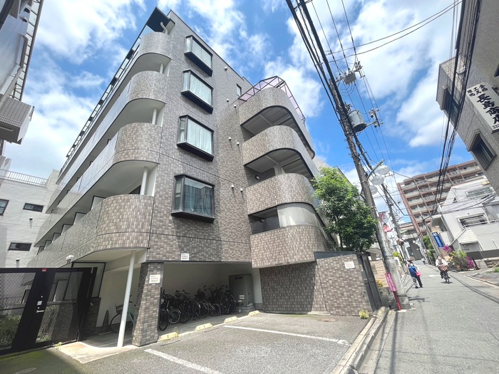 リシェス明大前