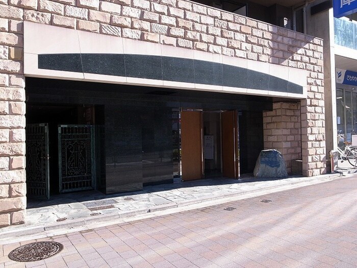 ＯＬＩＯ麻布十番（1008）のエントランス部分