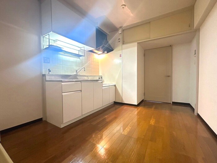 物件内観写真9　(居室)