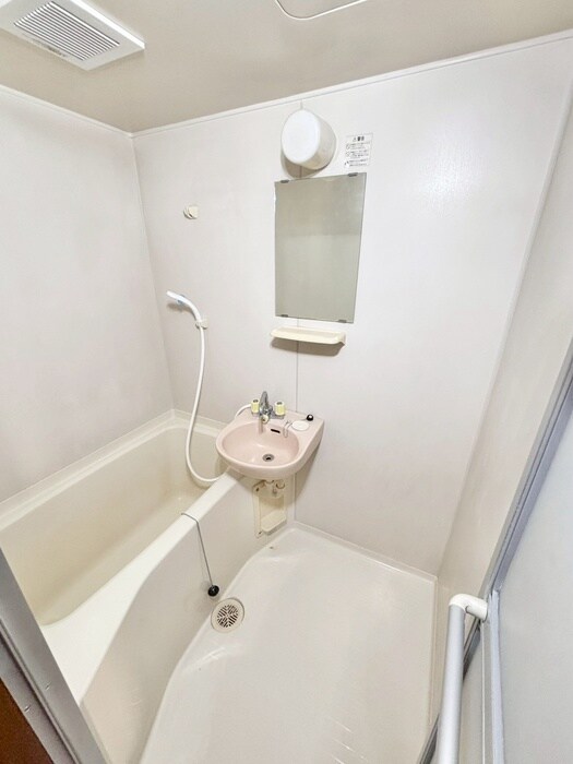 物件内観写真9　(バス／シャワールーム等)