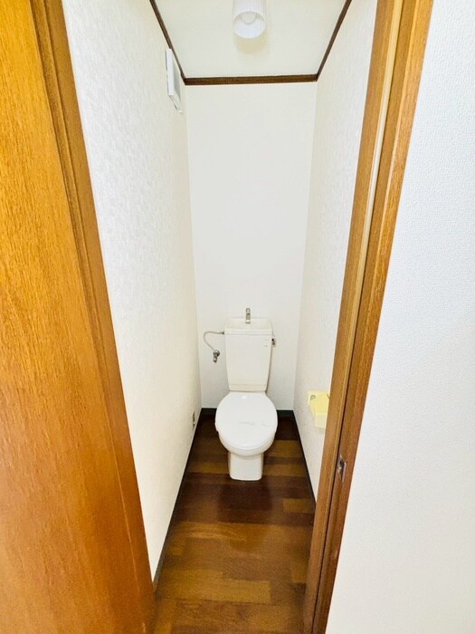 物件内観写真10　(トイレ)