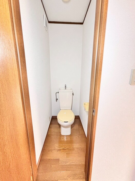 物件内観写真10　(トイレ)