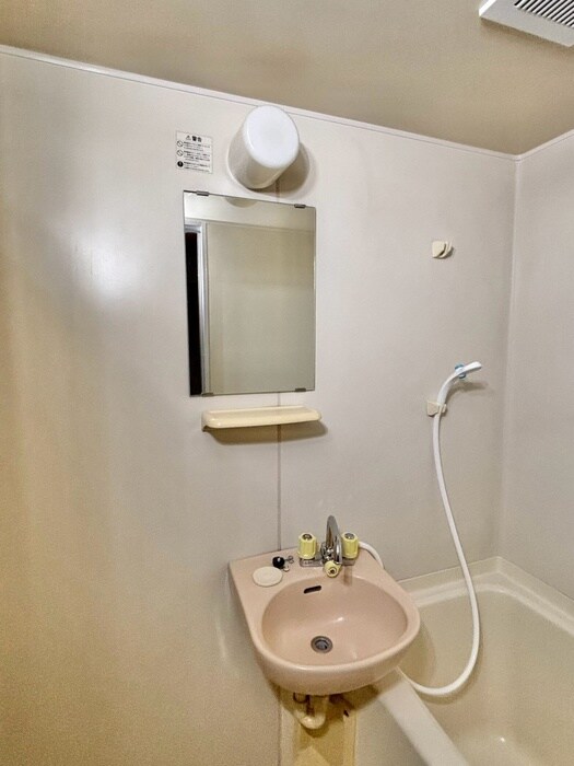 物件内観写真11　(洗面)