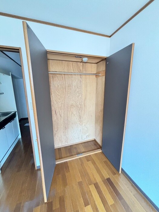 物件内観写真13　(収納)