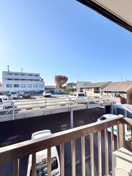 物件内観写真15　(室内からの展望)