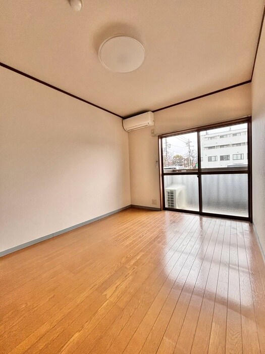 物件内観写真19　(居室)