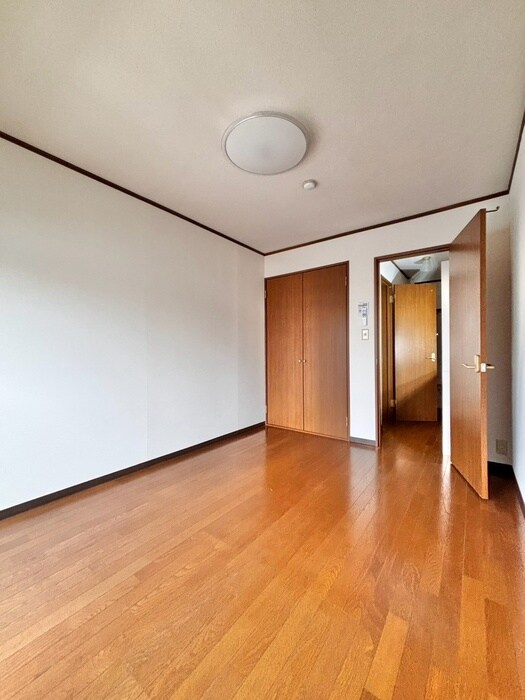 物件内観写真22　(居室)