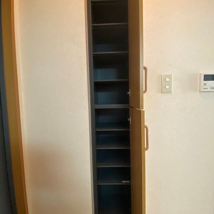 物件内観写真21　(靴箱)