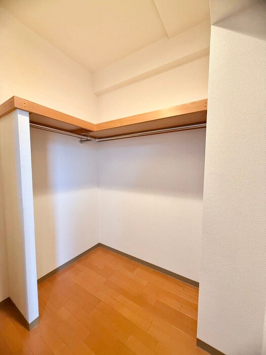 物件内観写真15　(収納)