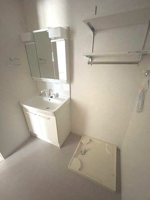 物件内観写真10　(洗面)