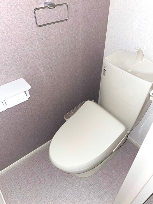 物件内観写真11　(トイレ)