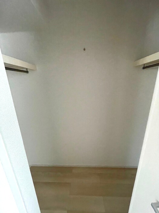 物件内観写真12　(収納)