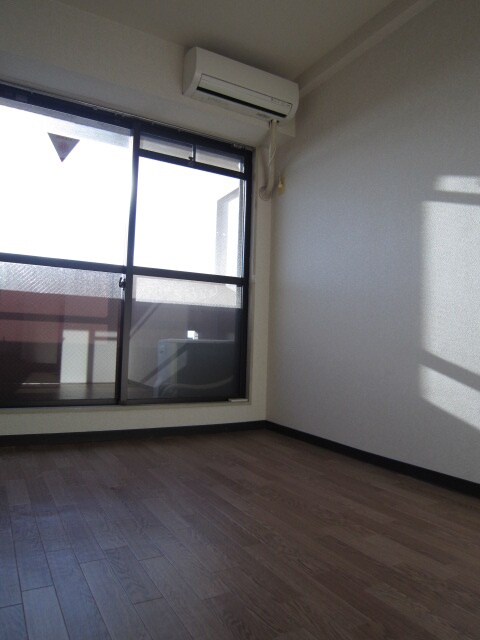 物件内観写真14　(居室)