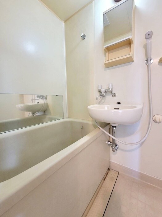 物件内観写真10　(バス／シャワールーム等)