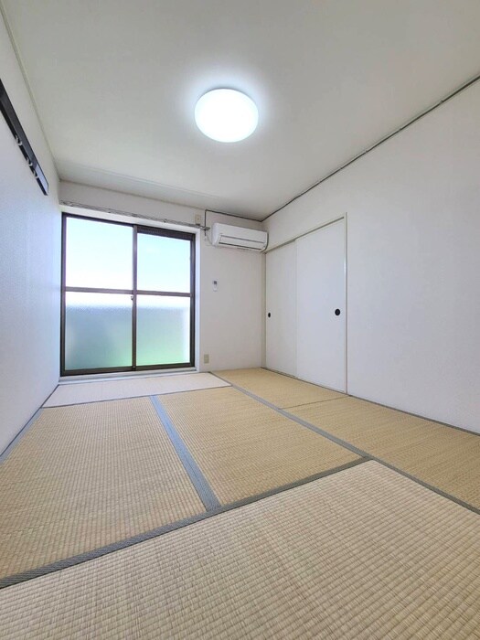 物件内観写真16　(居室)