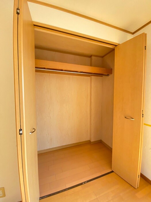 物件内観写真15　(収納)