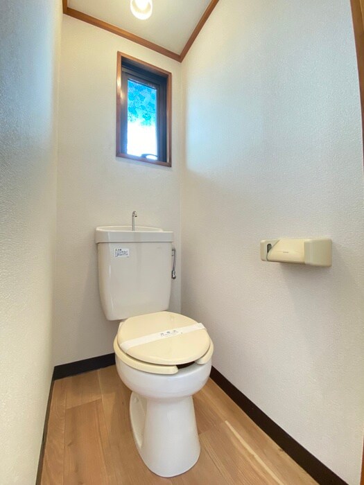 物件内観写真17　(トイレ)