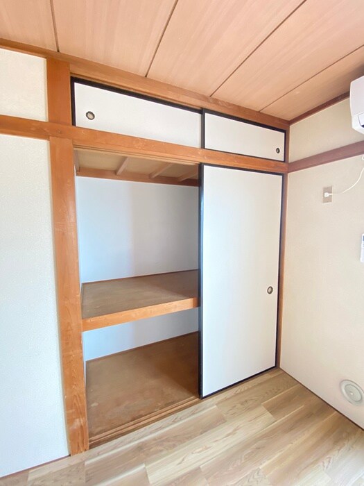 物件内観写真18　(収納)