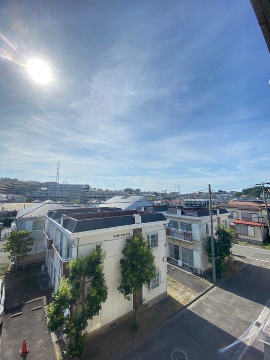 物件内観写真22　(室内からの展望)