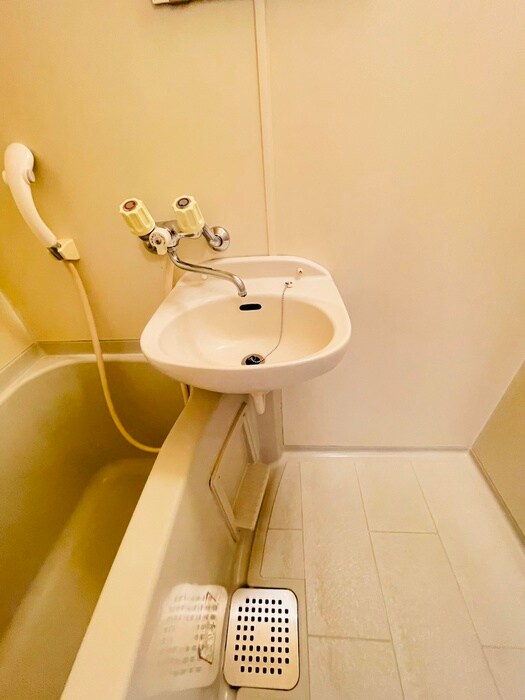 物件内観写真12　(洗面)